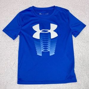 Underarmour heatgear blue short sleeve tee size 6